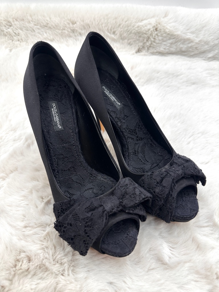 Dolce Gabbana Black Lace And Mesh Peep Toe Platform Pumps Size 38 Us 8